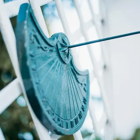 Sundial Boutique Hotel 3*